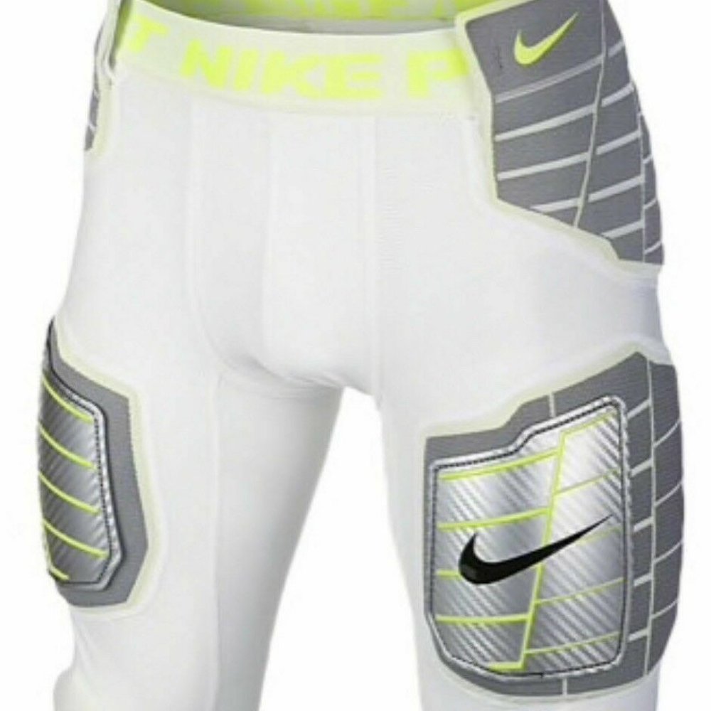 Nike Pro Combat Hyperstrong 3/4 Hard Plate Pants